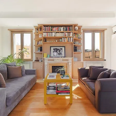 Apartment Vintage Penthouse With Panoramic St Peter View
